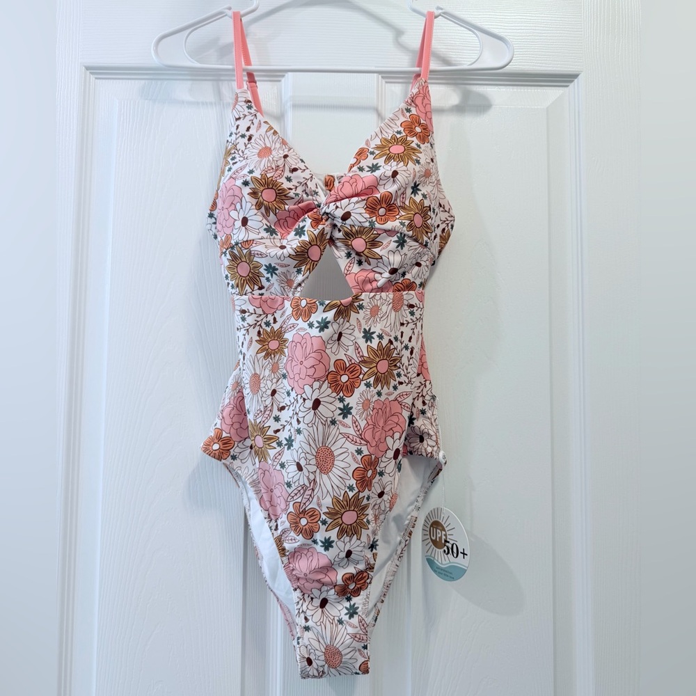 NWT Caden Lane Pink Floral One-Piece Swimsuit with Cutout